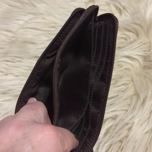 Coach khaki/mahogany double zip wallet - Picture 9 of 10